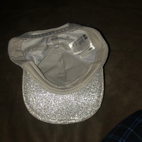 Hat - Picture 2 of 2